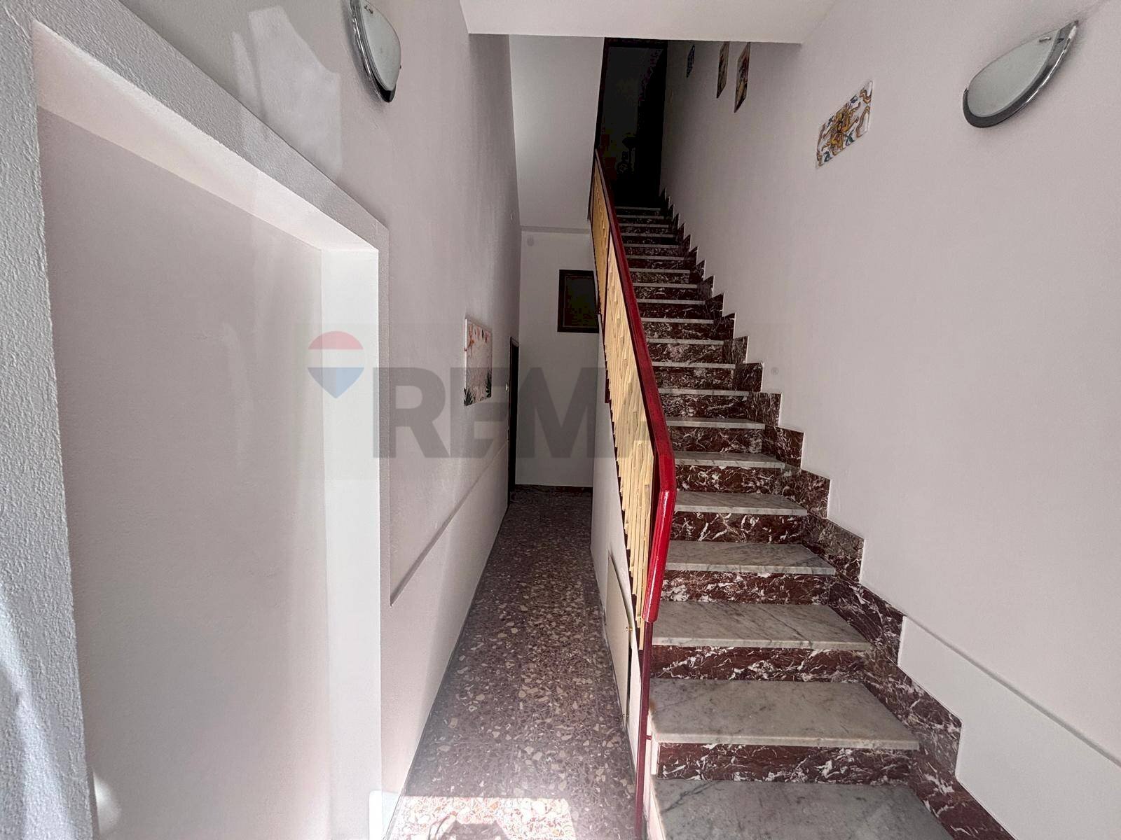 Scale - Independent house Via Giacomo Puccini
35, Noto - photo 3