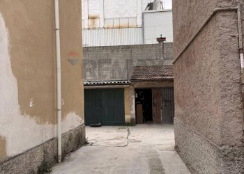 Edificio all\'aperto - Casa indipendente 977R+VWG Carcare, Provincia di Savona, Carcare - foto 15