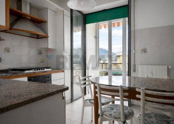 Cucina - Four-room apartment Via Rusca
 
37, Savona - photo 3