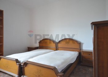 Camera / camera da letto - Four-room apartment Via Rusca
 
37, Savona - photo 20