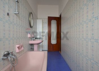 Bagno - Four-room apartment Via Rusca
 
37, Savona - photo 27