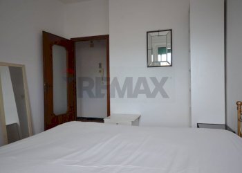 Camera / camera da letto - Four-room apartment Via Rusca
 
37, Savona - photo 32