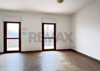 soggiorno - Villa a Schiera via Collettara, Scoppito - foto 7