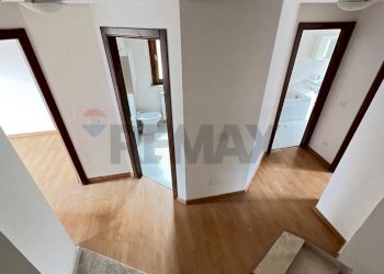 Hall / corridoio - Villa a Schiera via Collettara, Scoppito - foto 15