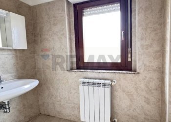 Lavatoio p3 - Villa a Schiera via Collettara, Scoppito - foto 23