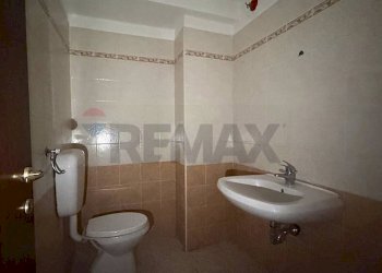 lavatoio - Villa a Schiera via Collettara, Scoppito - foto 5