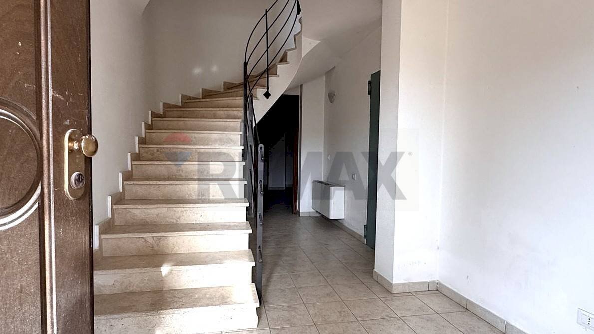 Scale - Villa a Schiera via Collettara, Scoppito - foto 3