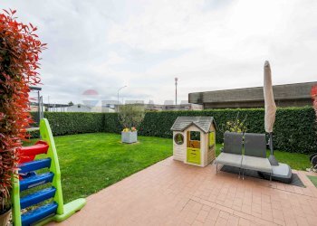 Terrazza - Four-room apartment Curno - photo 15