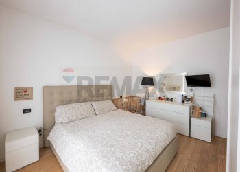 Camera / camera da letto - Four-room apartment Curno - photo 31