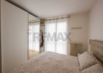 Camera / camera da letto - Four-room apartment Curno - photo 32