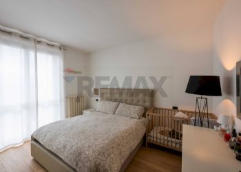 Camera / camera da letto - Four-room apartment Curno - photo 34