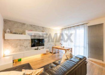 Soggiorno - Four-room apartment Curno - photo 45
