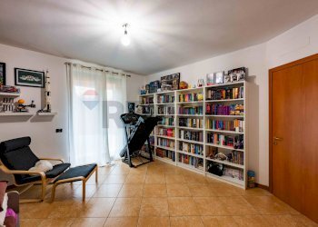 Camera / camera da letto - Trilocale Grassobbio - foto 9