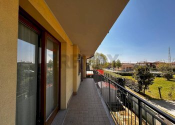 Balcone - Trilocale Corso Italia
 
15, Osio Sopra - foto 14