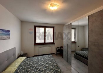 Camera / camera da letto - Trilocale Corso Italia
 
15, Osio Sopra - foto 16