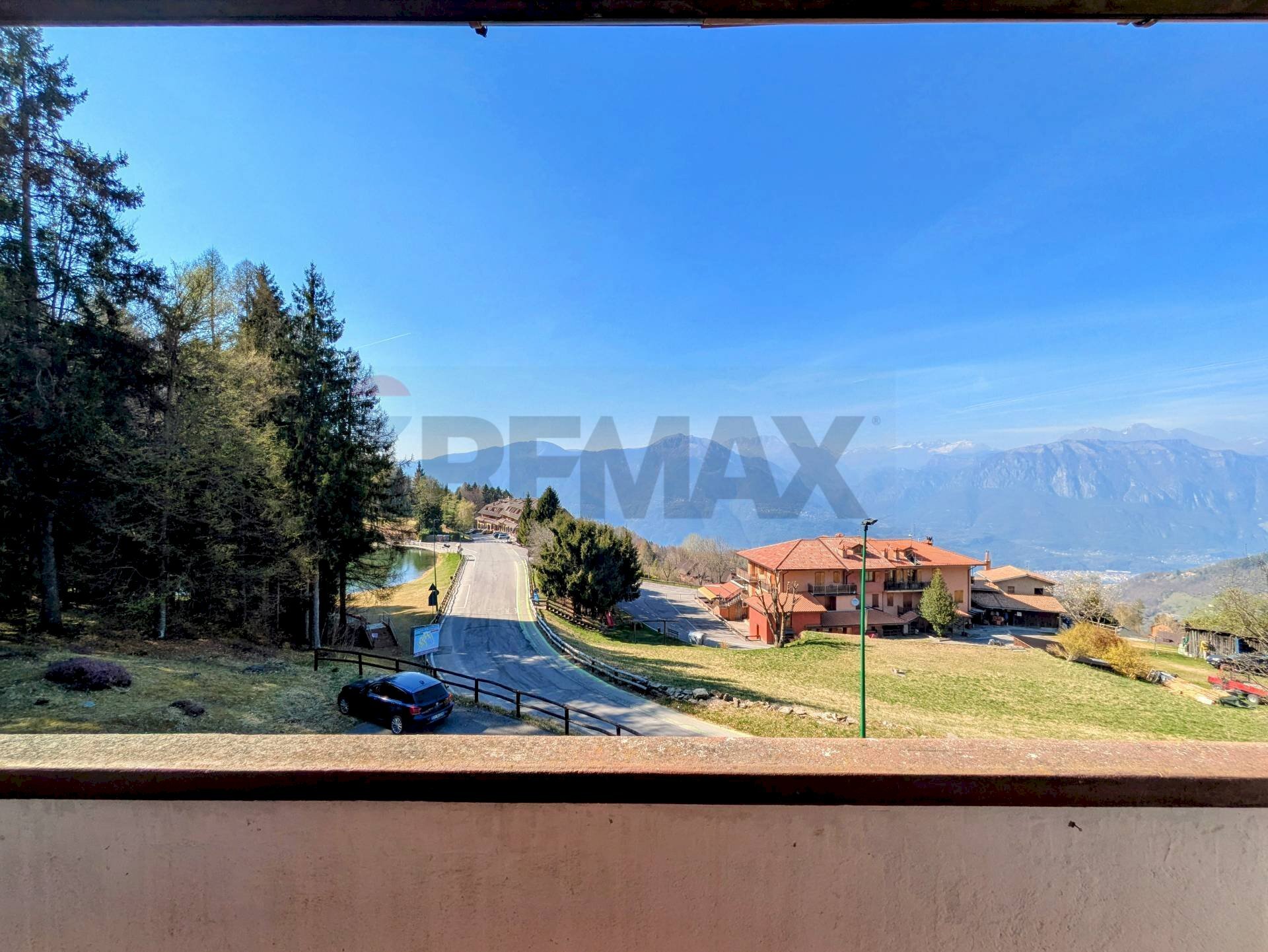 Vista delle montagne - Trilocale Pian Camuno - foto 3