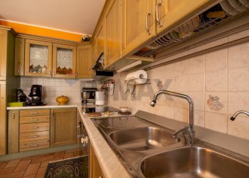 Cucina - Casa semi indipendente Frazione San Giovanni
 
13, Fabriano - foto 8