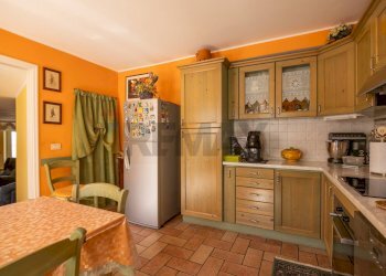 Cucina - Casa semi indipendente Frazione San Giovanni
 
13, Fabriano - foto 9