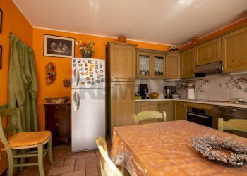 Cucina - Casa semi indipendente Frazione San Giovanni
 
13, Fabriano - foto 10