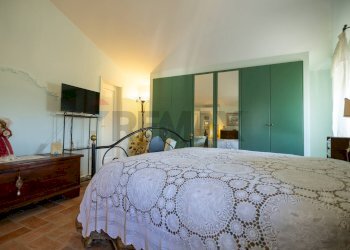 Camera / camera da letto - Casa semi indipendente Frazione San Giovanni
 
13, Fabriano - foto 15