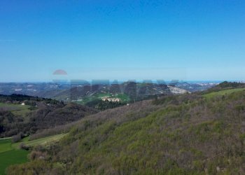 Vista delle montagne - Casa semi indipendente Frazione San Giovanni
 
13, Fabriano - foto 26