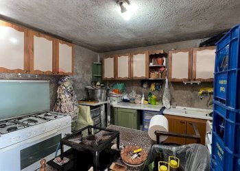 Cucina - Casa semi indipendente Frazione San Giovanni
 
13, Fabriano - foto 37