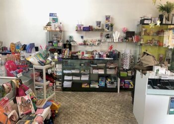 Dispensa di stoccaggio - Attività Commerciale Via Cesanelli
 
2, Falconara Marittima - foto 11