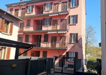 Edificio all\'aperto - Trilocale Via Lomonaco
 
35, Pavia - foto 2