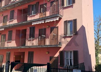 Edificio all\'aperto - Trilocale Via Lomonaco
 
35, Pavia - foto 3