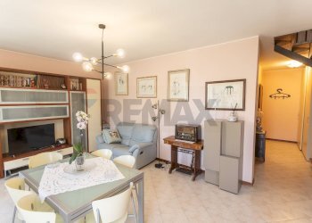 Sala da pranzo - Quadrilocale Via Agostino Berenini
 
162, Fidenza - foto 6