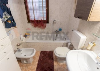 Bagno - Quadrilocale Via Agostino Berenini
 
162, Fidenza - foto 8