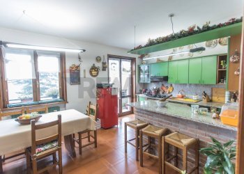 Cucina - Semi-detached house Fornio
 
21, Fidenza - photo 4