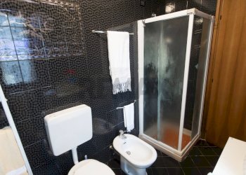 Bagno - Semi-detached house Fornio
 
21, Fidenza - photo 19