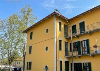 Foto 1 - Ufficio Via Martiri D'Italia
 
22, Caluso - foto 1