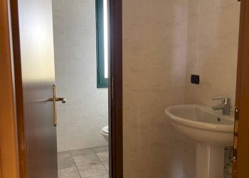 Foto 9 - Ufficio Via Martiri D'Italia
 
22, Caluso - foto 9