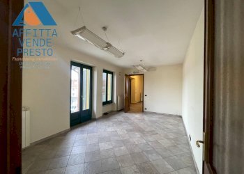 Foto 13 - Ufficio Via Martiri D'Italia
 
22, Caluso - foto 13