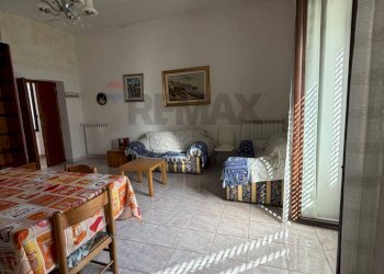 Sala da pranzo - Trilocale Via Rio Persico
 
5, Carinola - foto 7