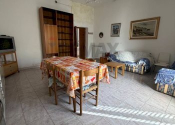 Sala da pranzo - Trilocale Via Rio Persico
 
5, Carinola - foto 8