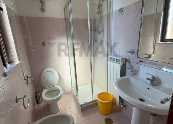 Bagno - Trilocale Via Rio Persico
 
5, Carinola - foto 17