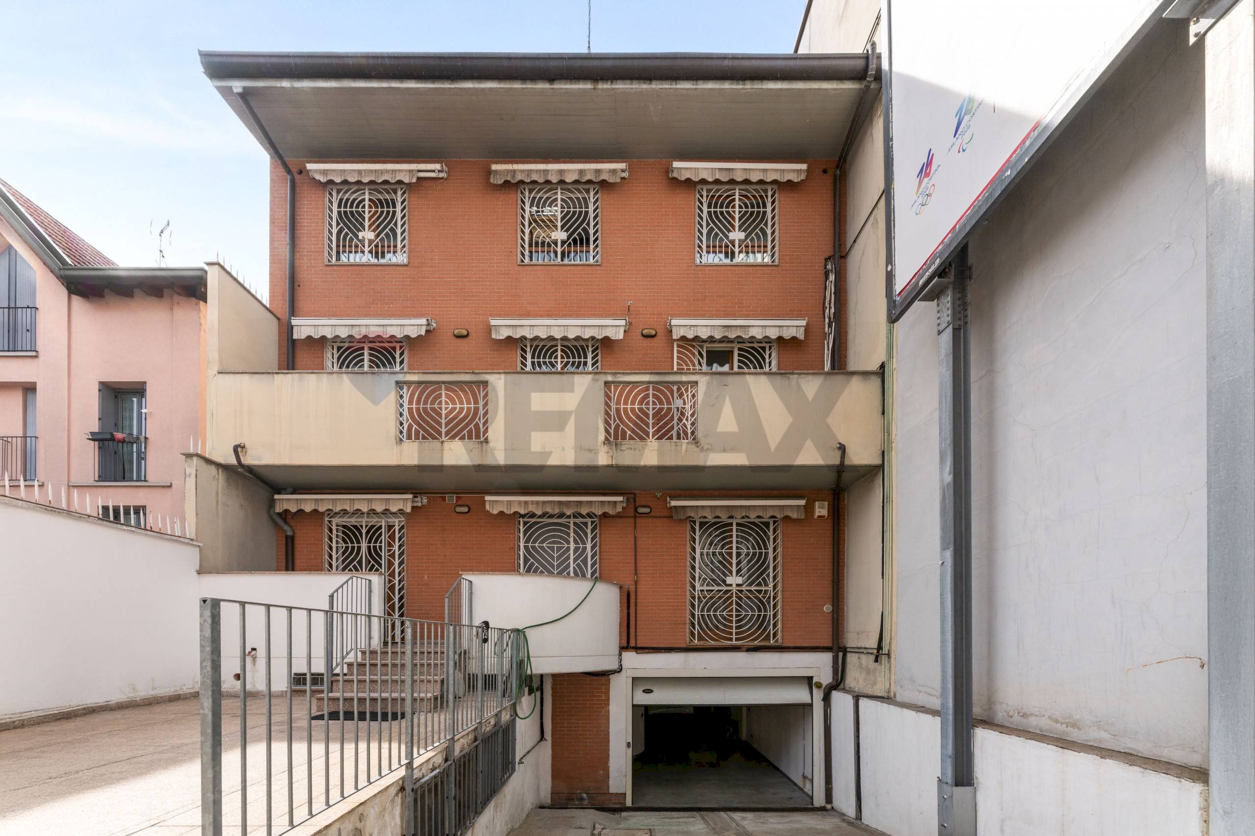 Edificio all\'aperto - Casa indipendente Viale Monza
 
71, Milano - foto 1