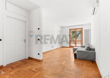 Soggiorno - Casa indipendente Viale Monza
71, Milano - foto 27