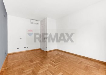 Stanza vuota - Casa indipendente Viale Monza
71, Milano - foto 33