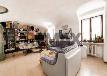 Soggiorno - Four-room apartment Via Tarquinio Grassi
 
7, Romagnano Sesia - photo 9