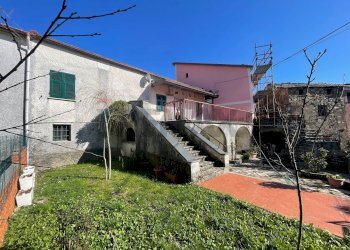 Casa all\'aperto - Casa semi indipendente TOCETO
 
88, Varese Ligure - foto 3