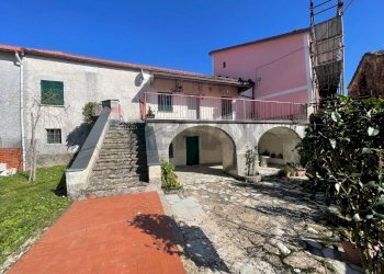 Casa all\'aperto - Casa semi indipendente TOCETO
 
88, Varese Ligure - foto 5