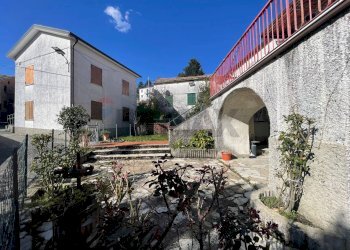 Casa all\'aperto - Casa semi indipendente TOCETO
 
88, Varese Ligure - foto 9