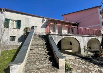 Casa all\'aperto - Casa semi indipendente TOCETO
 
88, Varese Ligure - foto 12