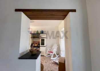 Hall / corridoio - Casa semi indipendente TOCETO
 
88, Varese Ligure - foto 31