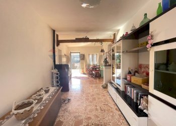 Hall / corridoio - Casa semi indipendente TOCETO
 
88, Varese Ligure - foto 32