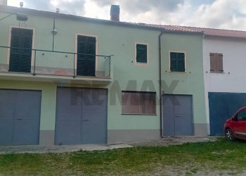 Edificio all\'aperto - Casa semi indipendente TOCETO
 
88, Varese Ligure - foto 48